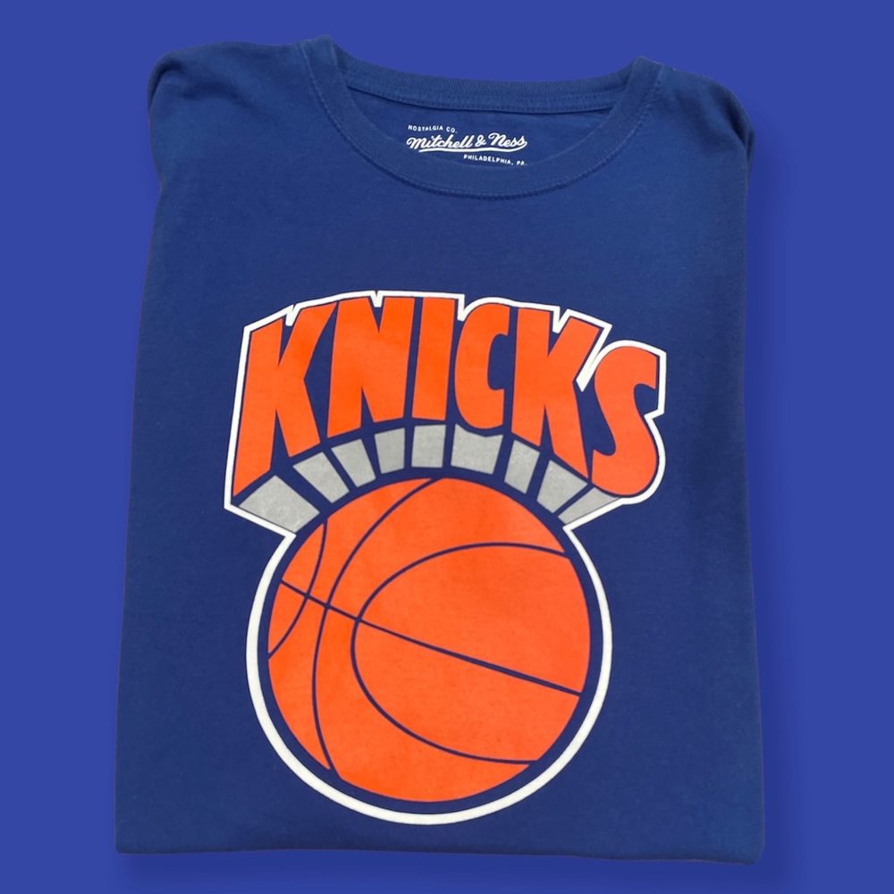 Mitchell and Ness NEW YORK KNICKS graphic Shirt 🔵🟠